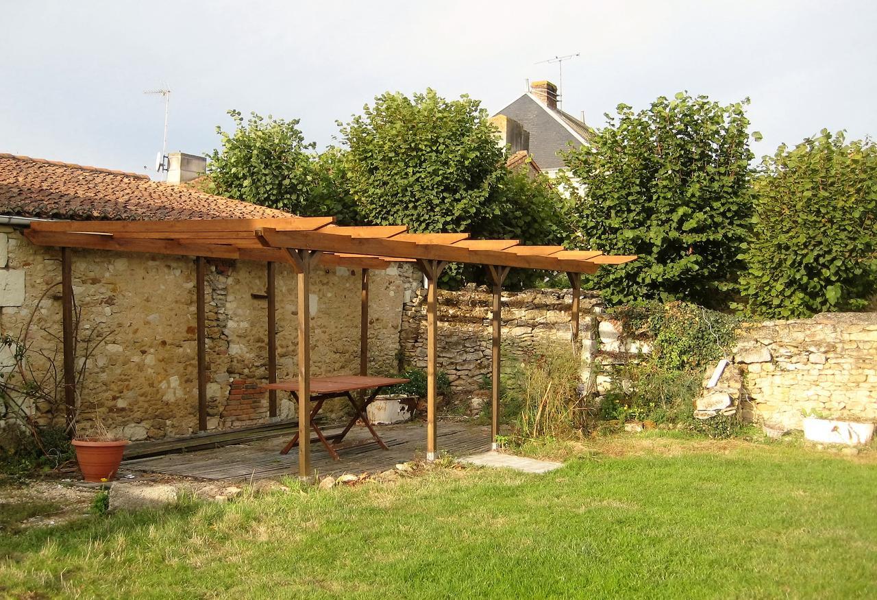 Chambre D'Hotes Oiron, Deux Sevres - Not Near Taize, Burgundy住宿加早餐旅馆 外观 照片